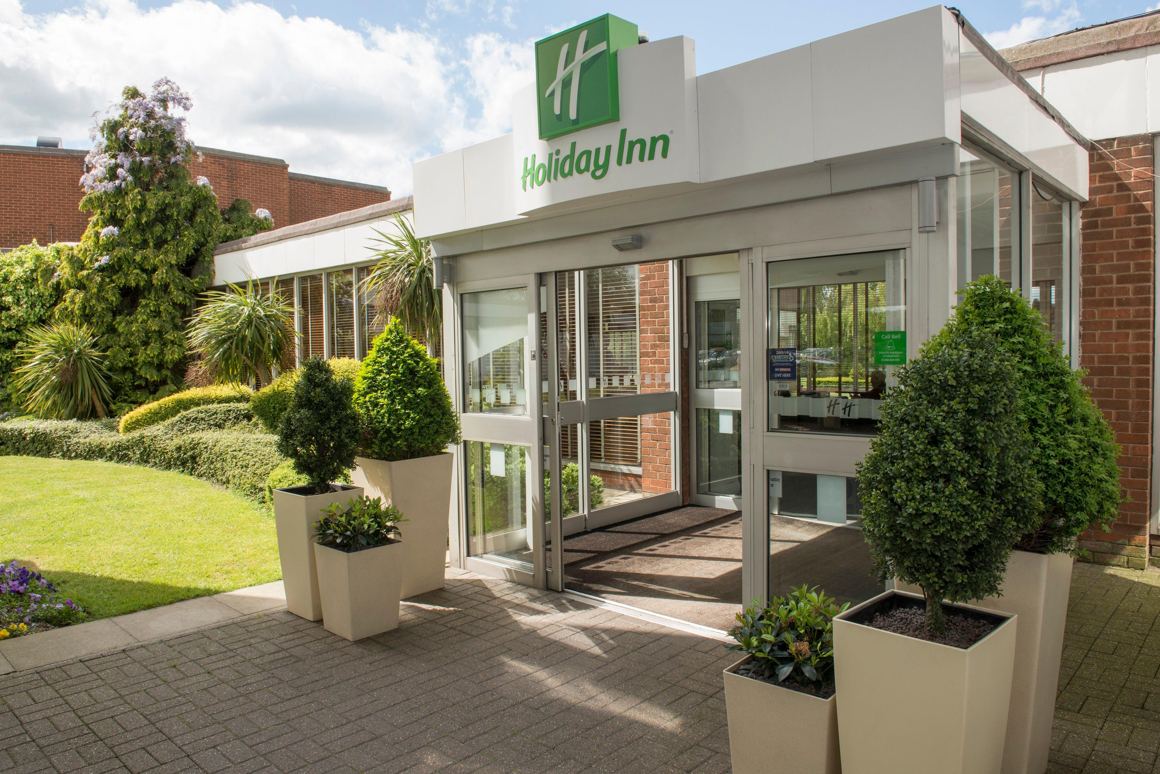 Holiday Inn Basildon By Ihg Exterior photo