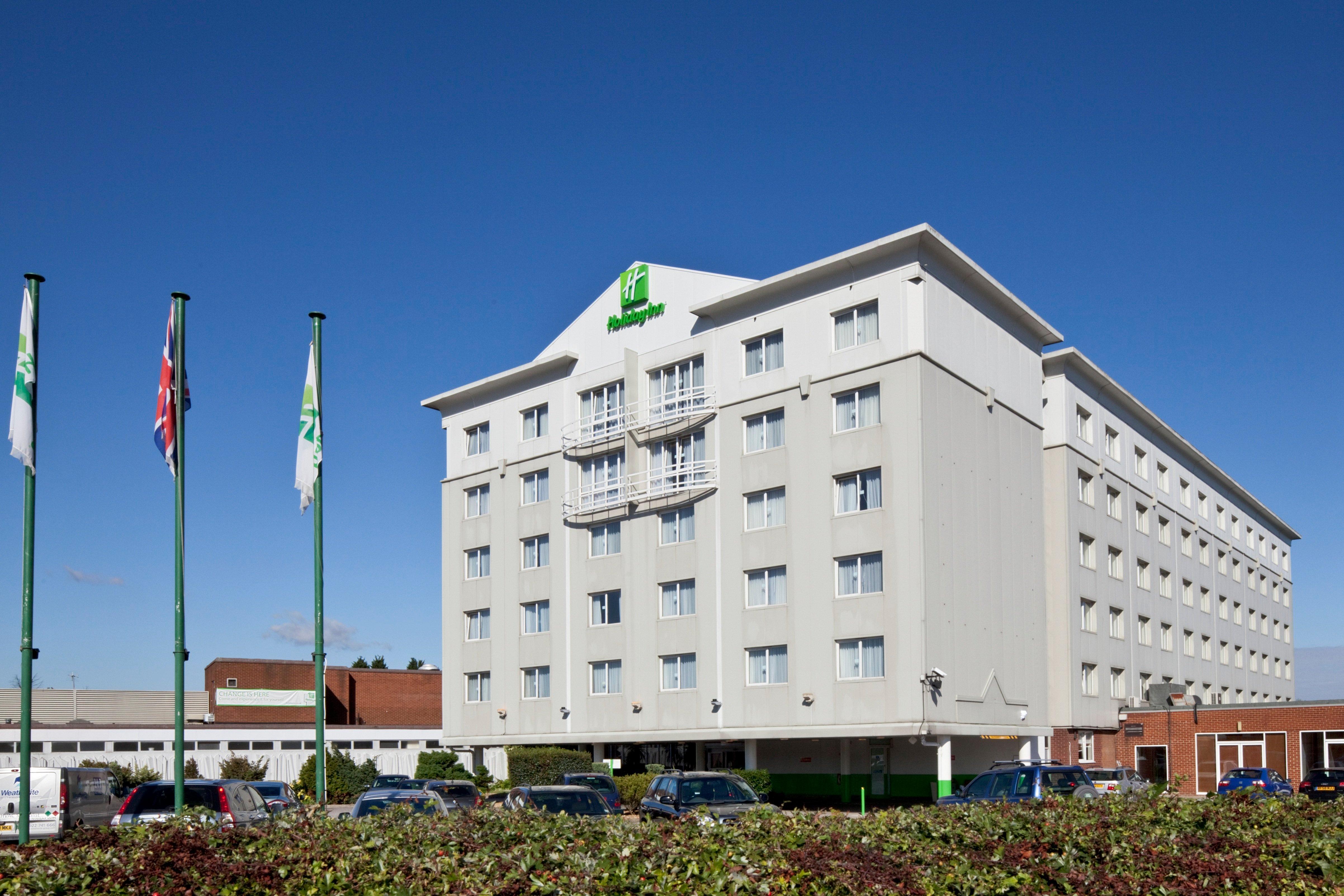 Holiday Inn Basildon By Ihg Exterior photo